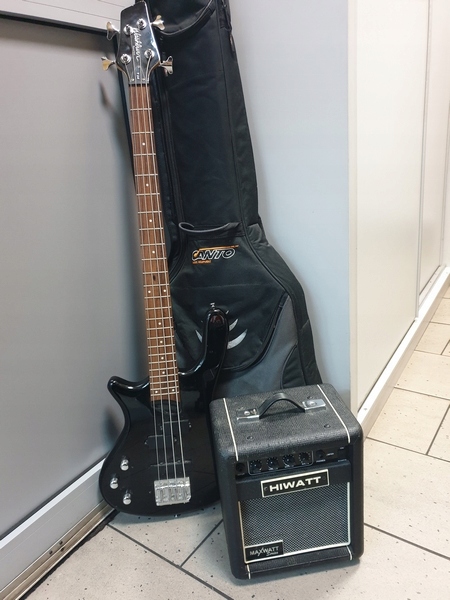 GITARA BASOWA WASHBURN T14 + WZMACNIACZ BASOWY