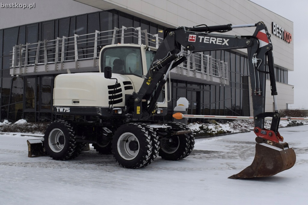 Terex Schaeff TW75 * 2015r* Kpl. Linii * 2 Łyżki *