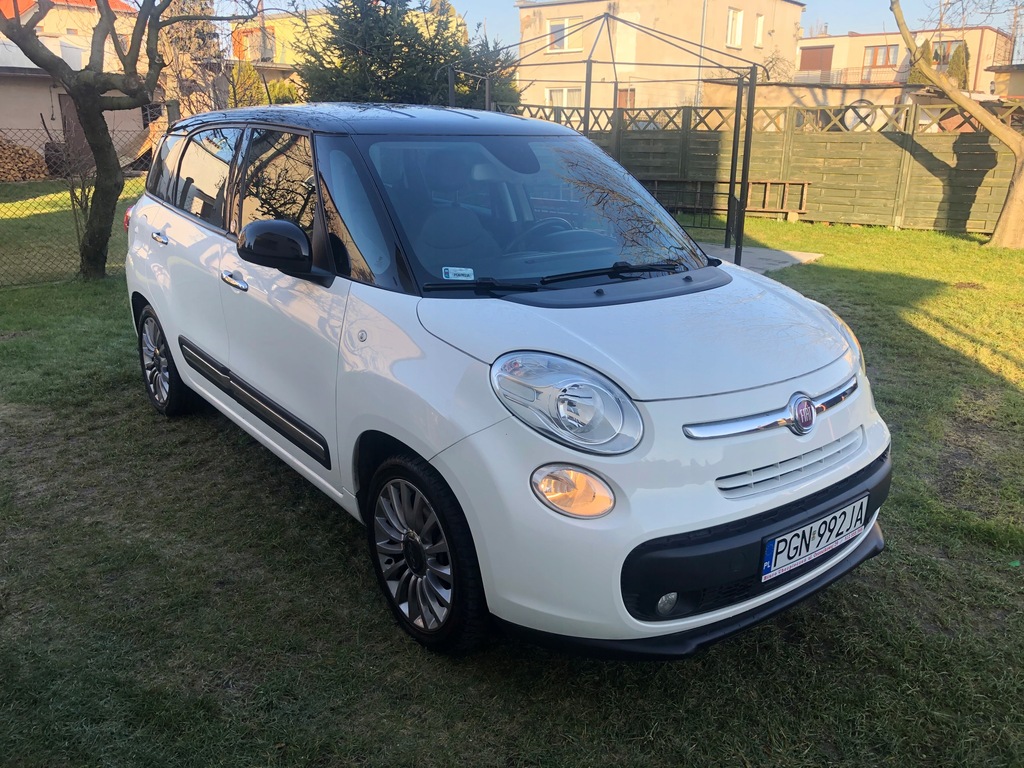 Fiat 500L wersja 7 osobowa Living