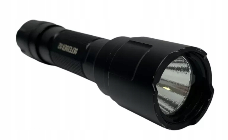 LATARKA RĘCZNA TAKTYCZNA DEFENDER 02 + BATERIA MACTRONIC RAC00026