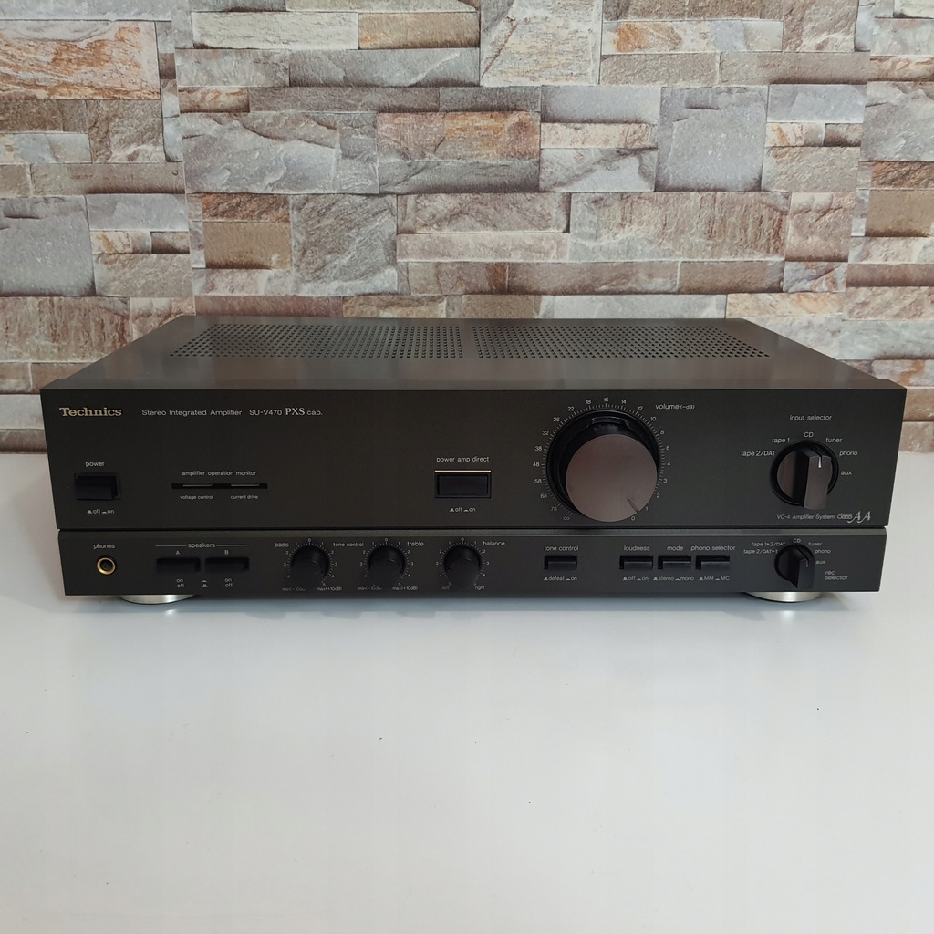 WZMACNIACZ TECHNICS SU-V470