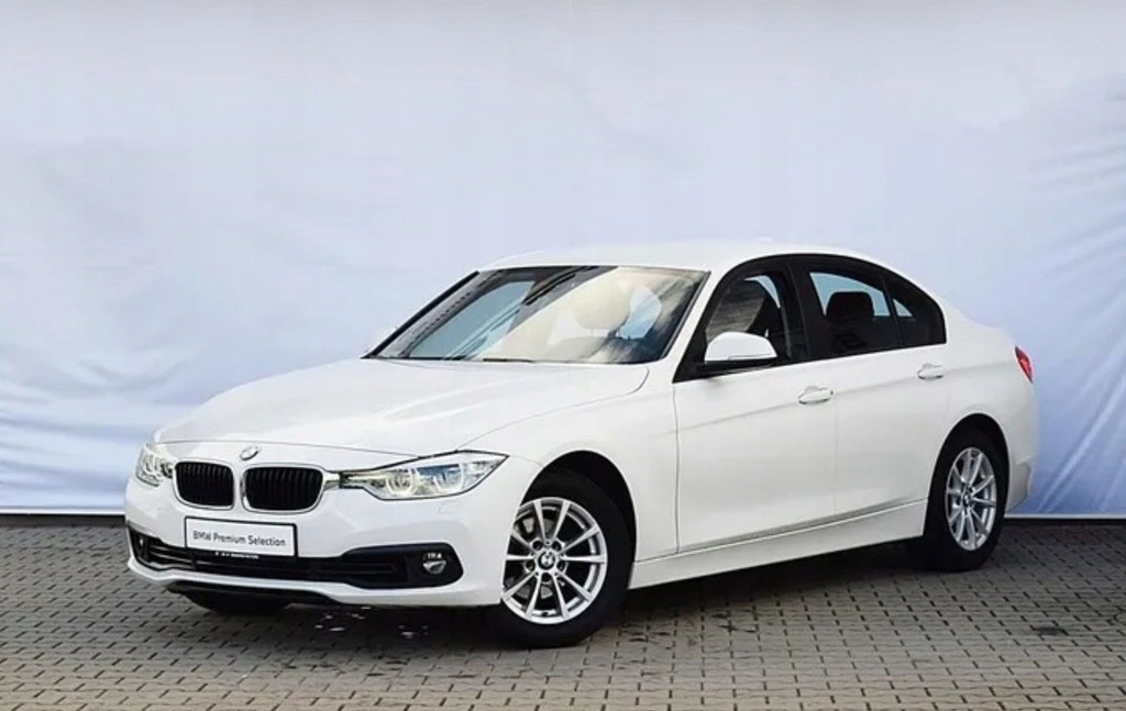 BMW 318i 1.5 (136 KM) sedan