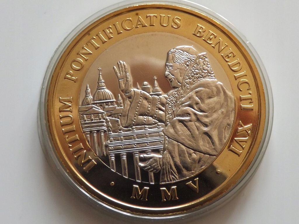 Pontyfikat MMV Benedykt XVI / Bazylika Św. Piotra , medal 34.5 mm