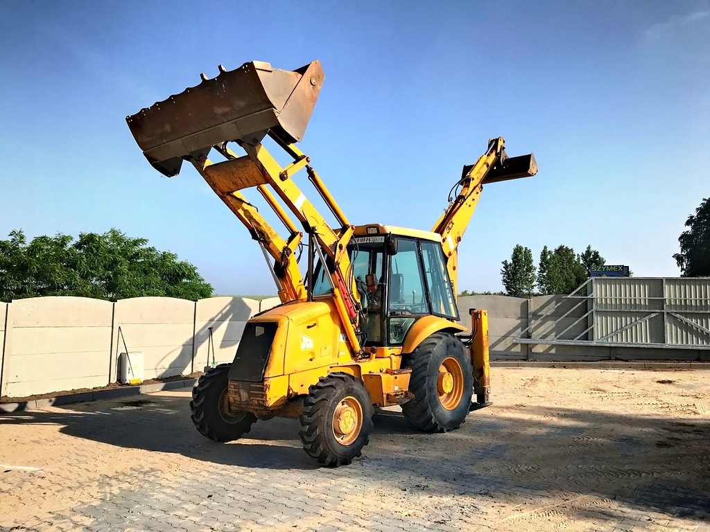 Купить JCB 3CX POWERSLIDE 2000' телескопическая кора 2 ковша: отзывы, фото, характеристики в интерне-магазине Aredi.ru