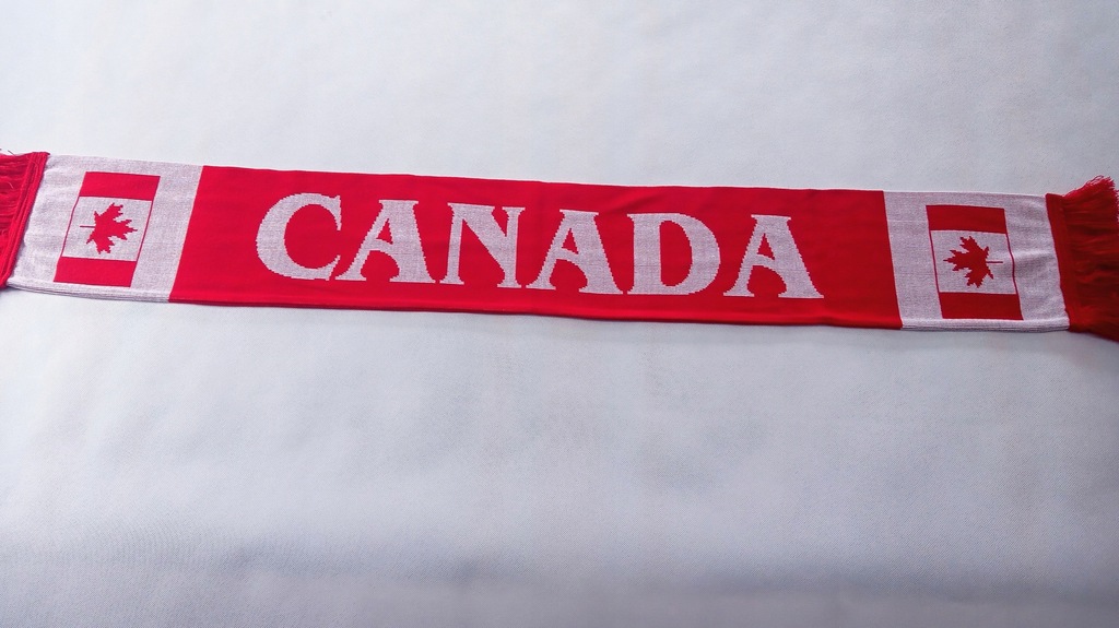 SZAL KIBICA DZIANY- CANADA- - DWUSTRONNY.