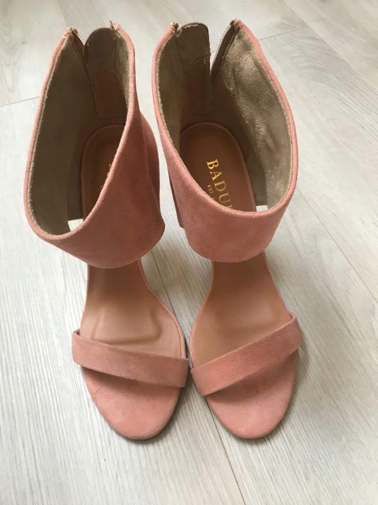 Piękne welurowe sandały Badura roz37 499pl