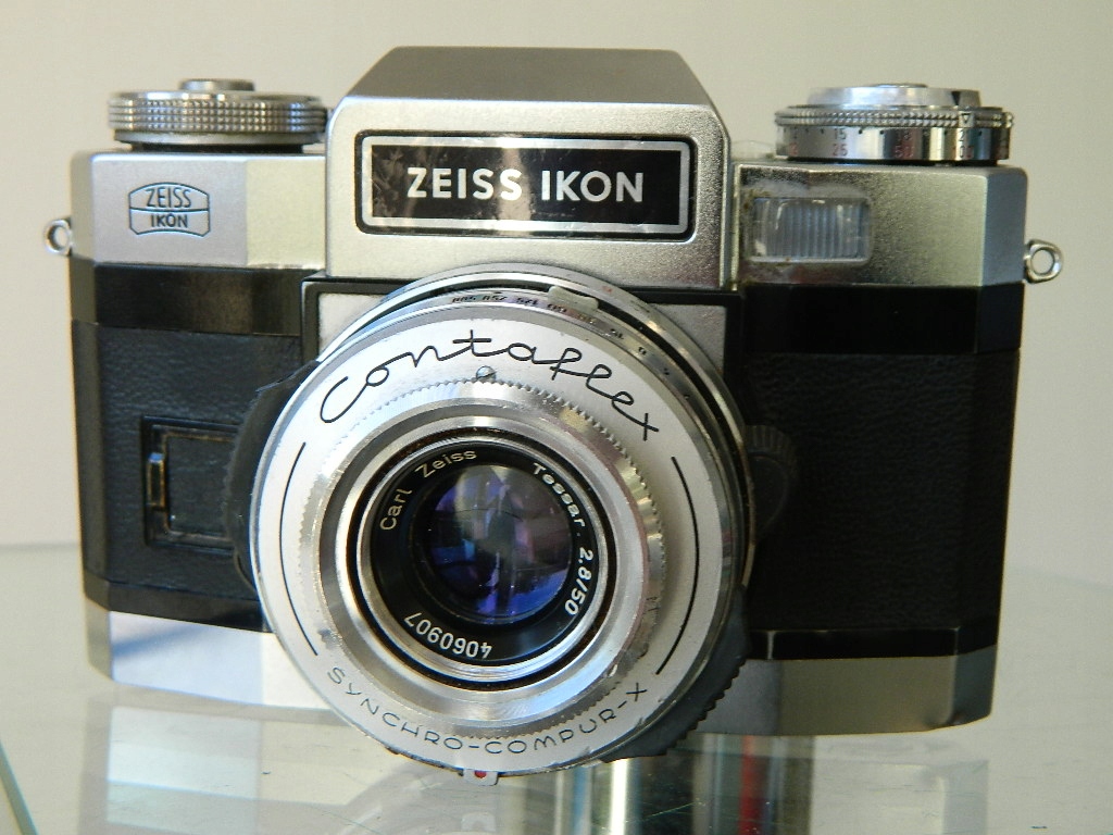 ZEISS IKON CONTAFLEX SUPER B- MATIC