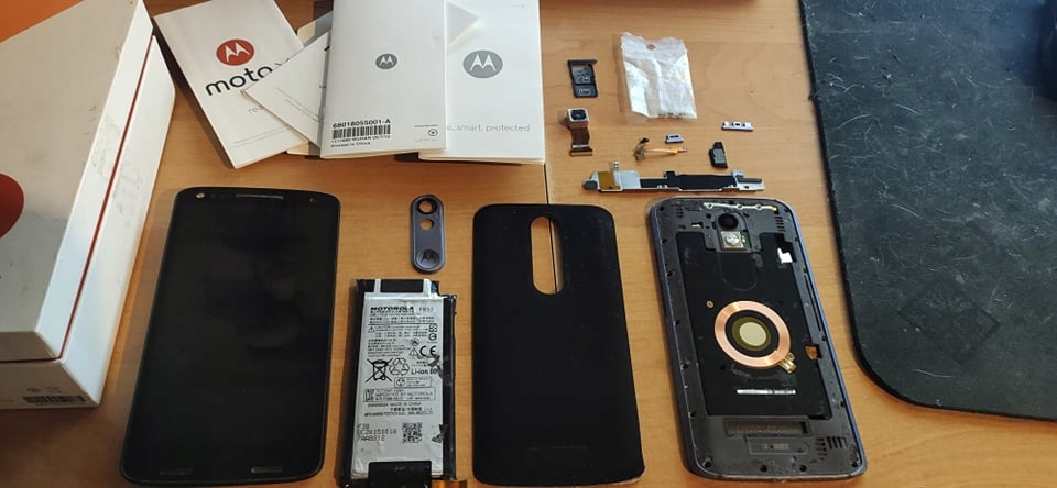 Motorola Moto X Force XT1580 na części