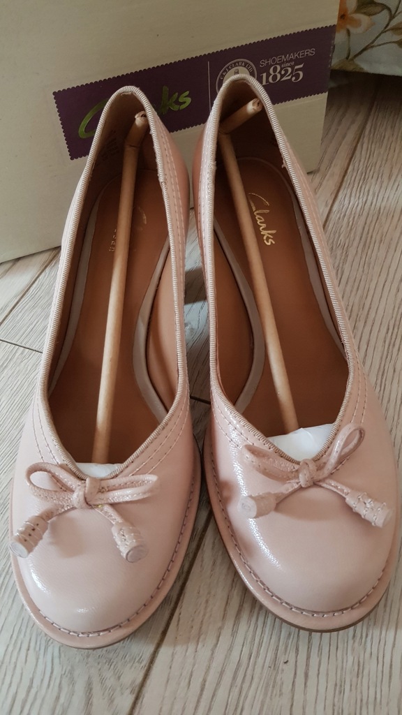 CLARKS BOMBAY 36 NOWE CZÓŁENKA ECCO skórzane nude