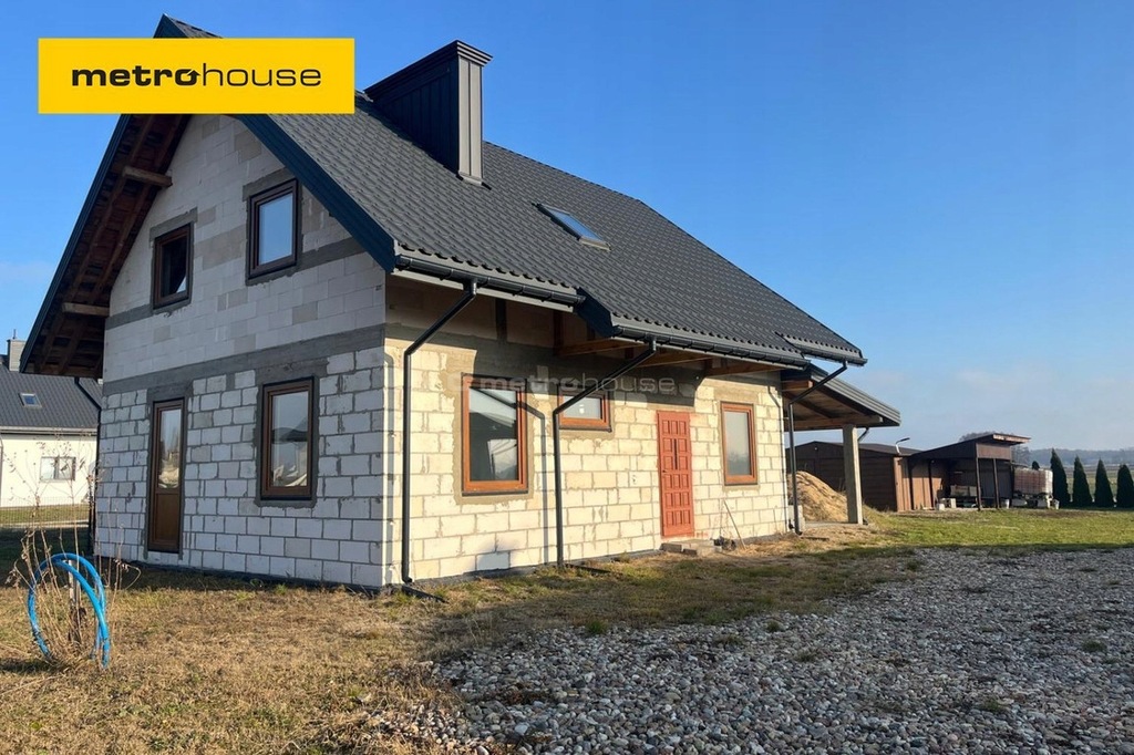 Dom, Zbuczyn, Zbuczyn (gm.), 181 m²