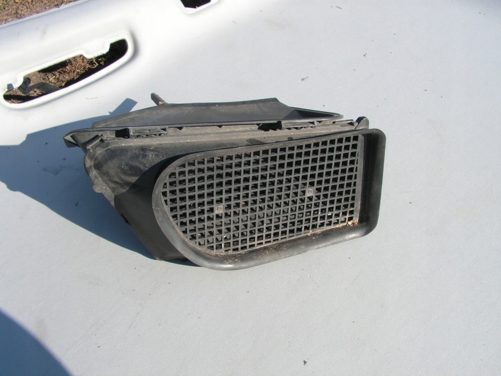 Mercedes W251 obudowa filtra kabinowego 2518300053