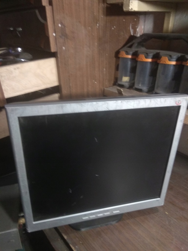 Monitor samtron 73v c