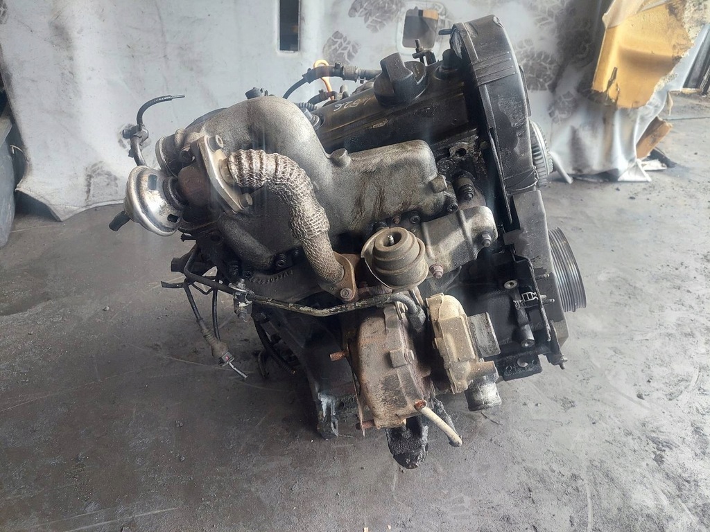SILNIK POMPA WTRYSKI TURBO PASSAT B5 1.9 TDI AFN