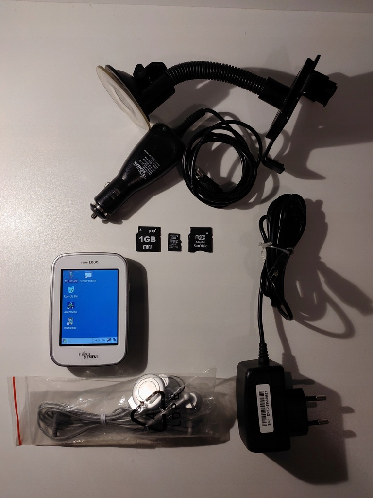 Fujitsu Siemens Pocket Loox N100 GPS PDA