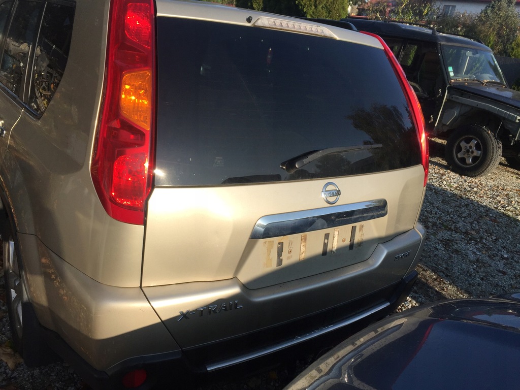 Nissan X-Trail T31 KLAPA TYLNA BAGAŻNIKA EV0 - 8735089448 - oficjalne ...