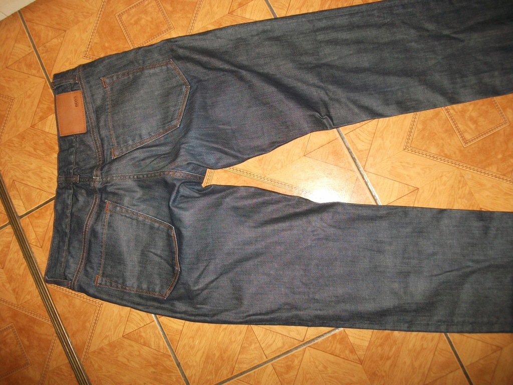 HUGO BOSS REGULAR FIT STRECHT super dzinsy 33/34