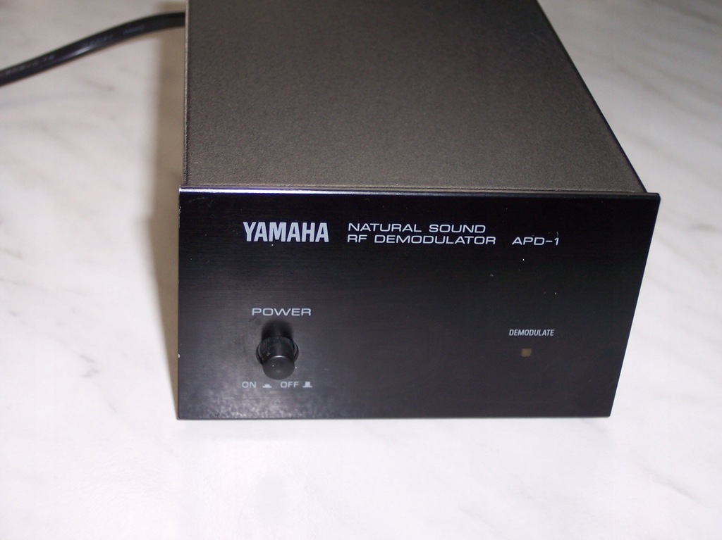 YAMAHA APD1 Natural Sound RF Demodulator 9480183737 oficjalne