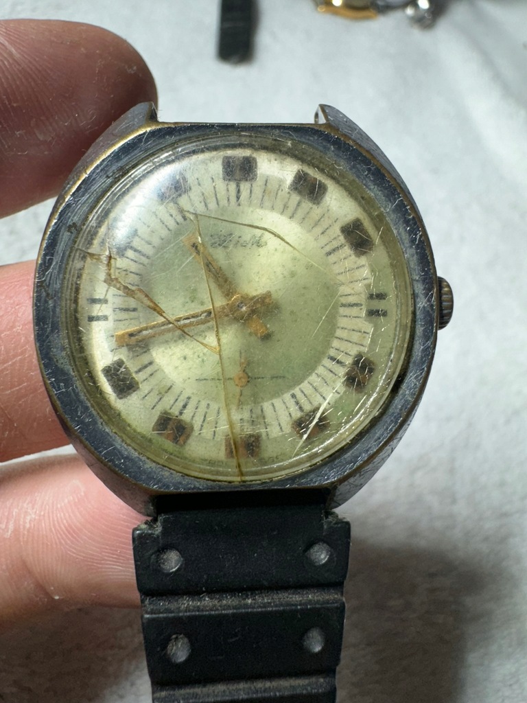 Zegarek naręczny Ziom z sekundnikiem, ciekawy wzór, stary