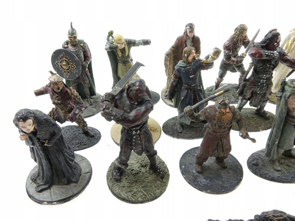 Купить Коллекция Eaglemoss LOTR из 20 фигурок с буклетами.: отзывы, фото, характеристики в интерне-магазине Aredi.ru