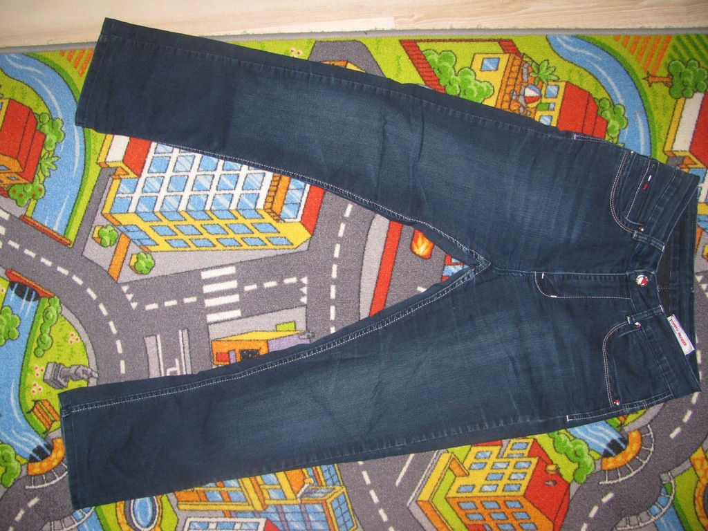 tommy hilfiger -granatowe jeansy comfort fit
