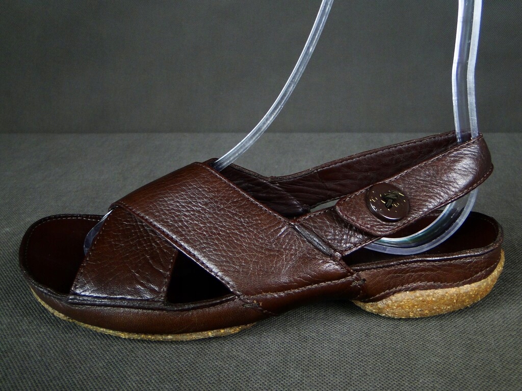 CLARKS r 37,5 (4,5) WYGODNE KLAPKI SKÓRA