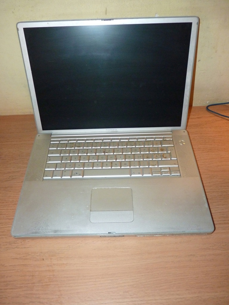 APPLE POWERBOOK G4 POWER PC G4 1.67GHZ/512MB/80GB/RADEON 9700