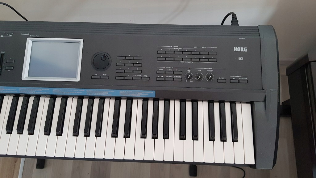 KORG TRITON Extreme 61鍵 Korg Triton Extreme - 61 Key Workstation - What To Know