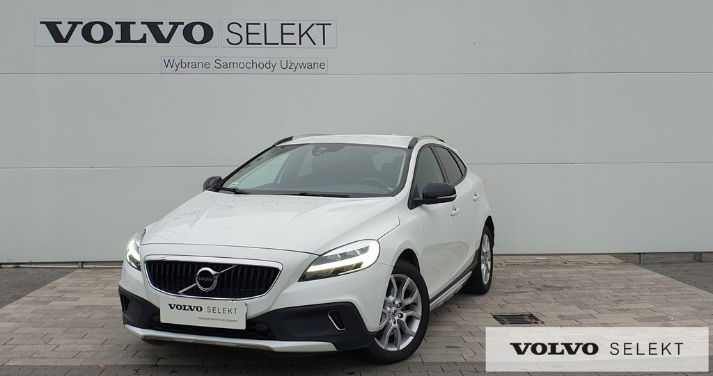 Volvo V40 V40 Cross Country Momentum | aut | FV23%