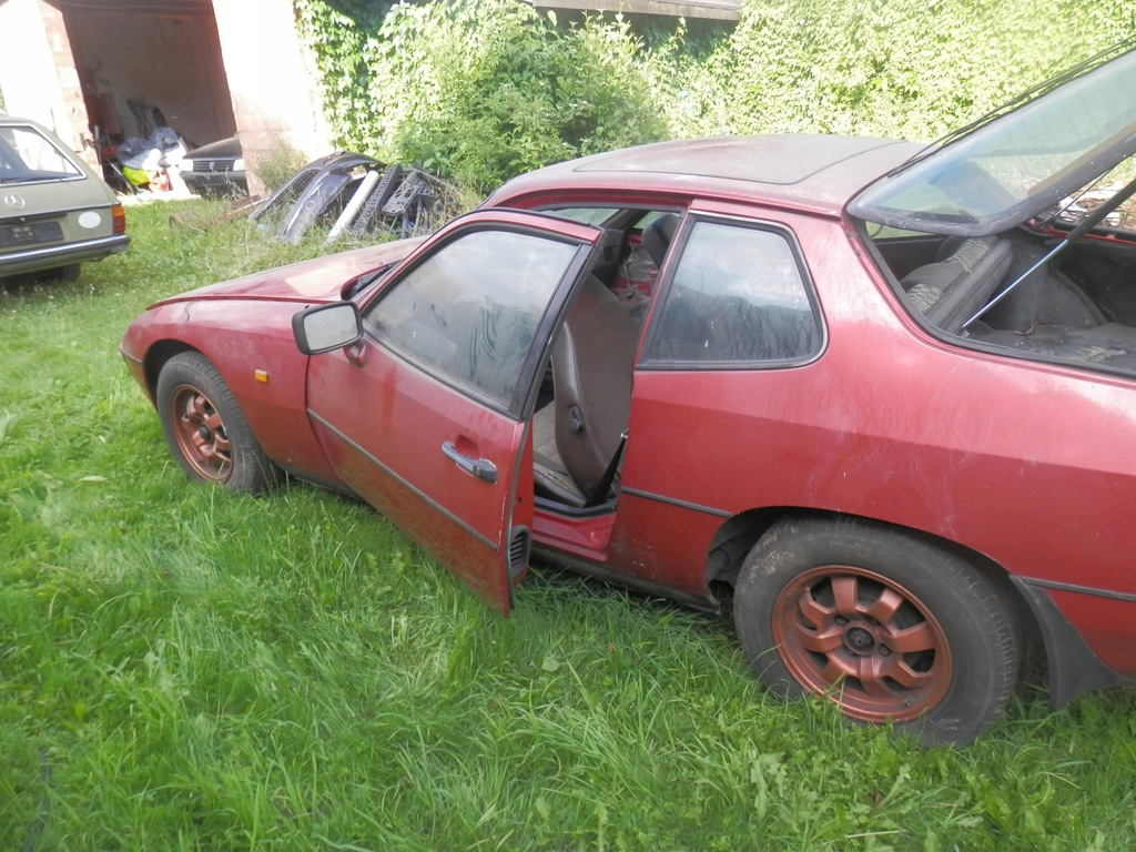 PORSCHE 924 NA CZĘŚCI 8304534685 oficjalne archiwum