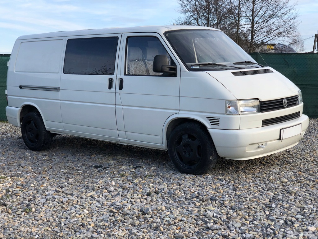 VOLKSWAGEN TRANSPORTER T4 DOKA 2.5 TDi LONG