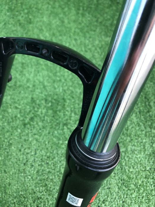 Amortyzator SR Suntour XCM HLODS 120mm koło 29 9304380431