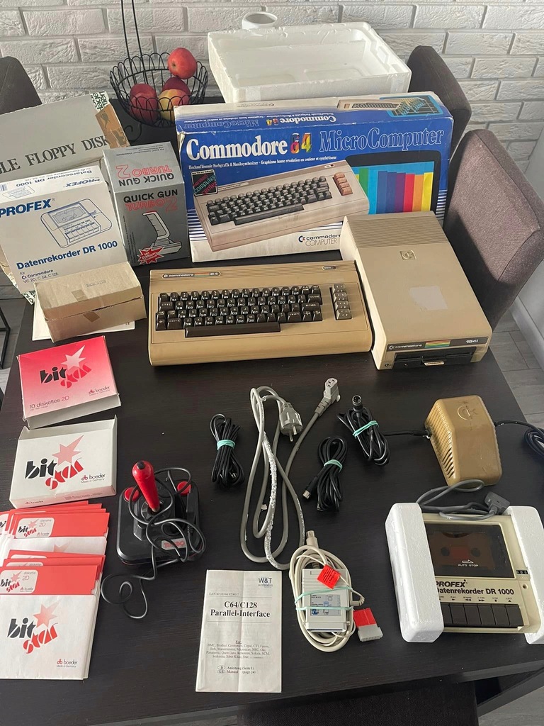 Commodore C-64 duży zestaw