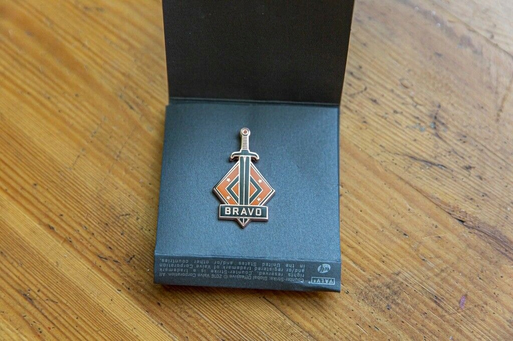 CS:GO PIN - ORYGINALNY PIN BRAVO IEM KATOWICE