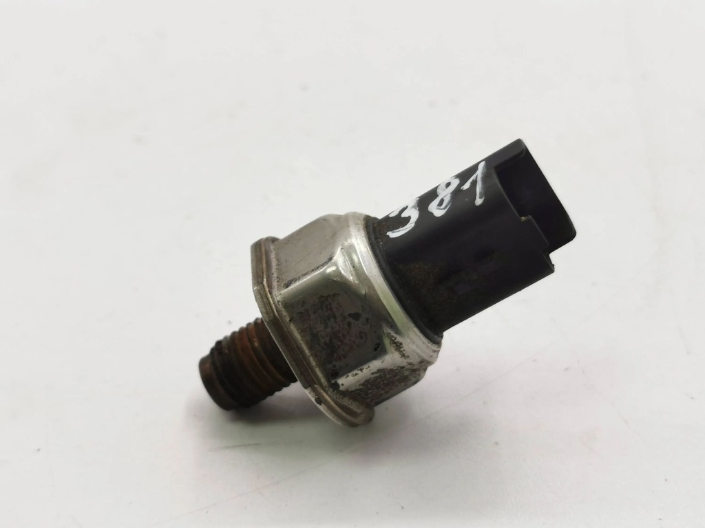 Ford Focus C-MAX 2005 Czujnik ciśnienia paliwa