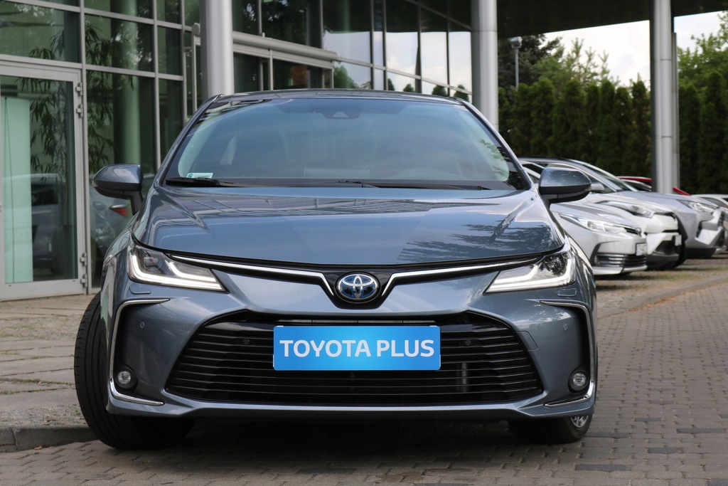 NOWOŚĆ Toyota Corolla 1.8 Hybrid Executive + VIP
