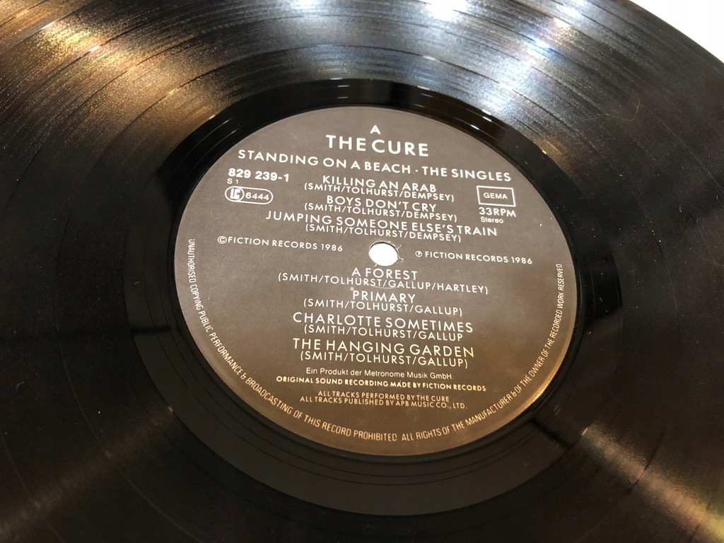 Купить The Cure, стоя на пляже, одиночные игры --LP D376: отзывы, фото, характеристики в интерне-магазине Aredi.ru