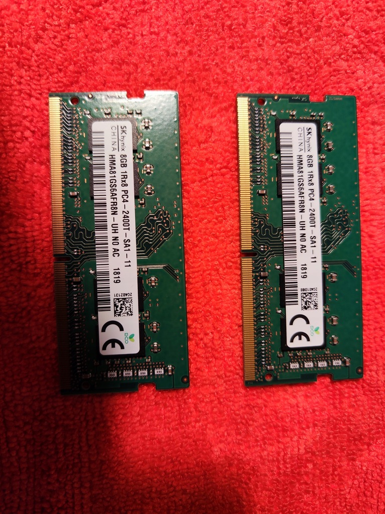 Pamięć RAM DDR4 SK Hynix HMA82GS6AFR8N-UH 2x8GB