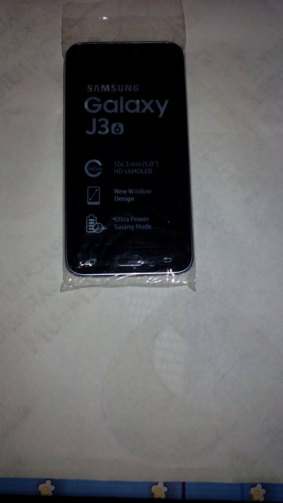 Smartfon Samsung Galaxy J3 2016 SM-J320 Czarny