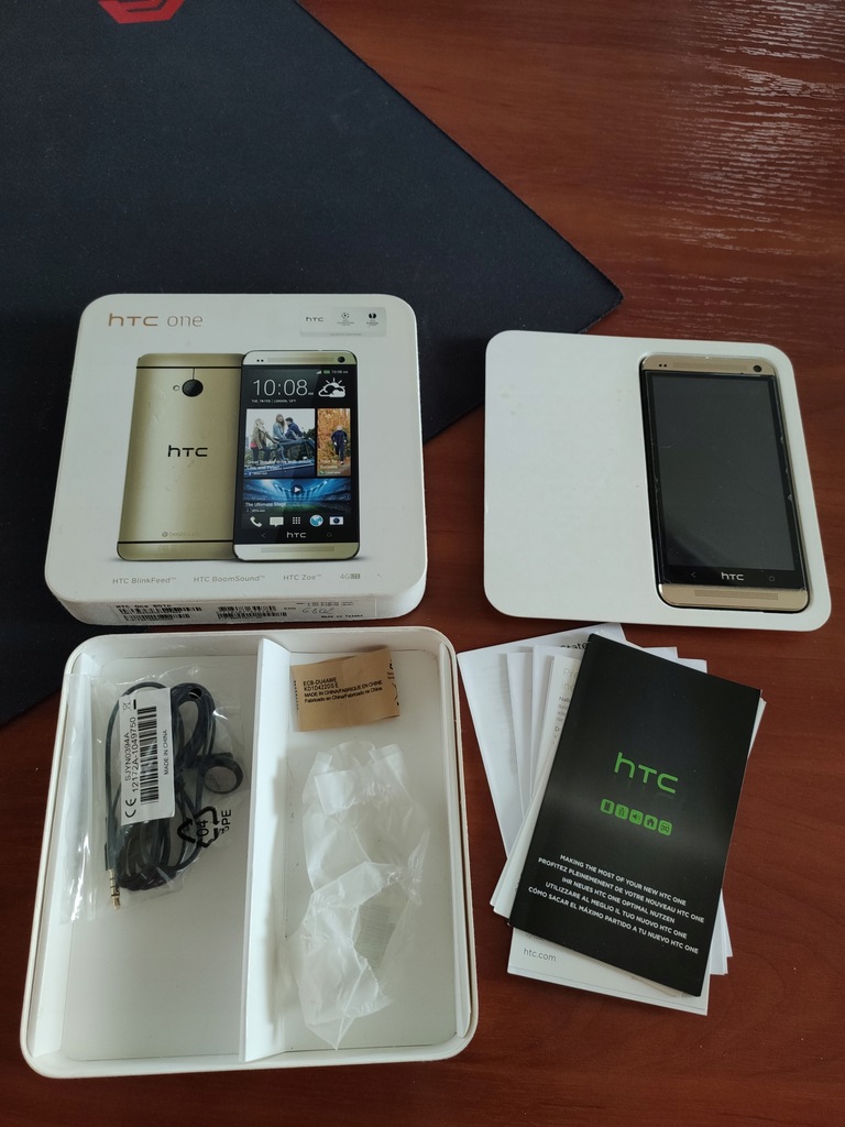 HTC One M7 złoty