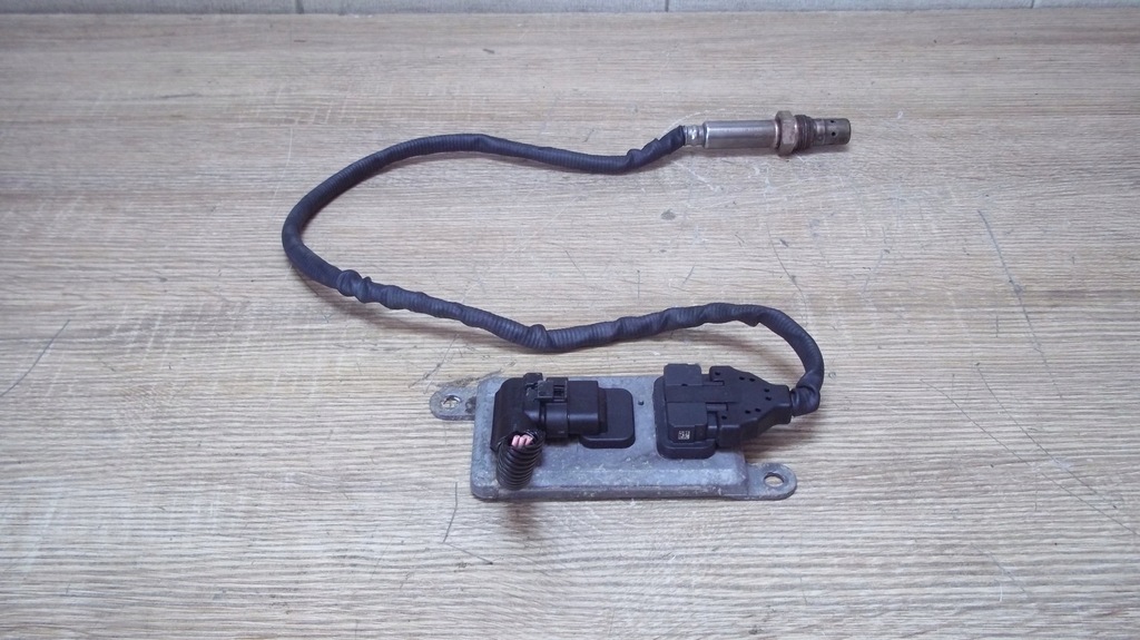 CZUJNIK SENSOR NOX MAN TGX TGS TGA E5