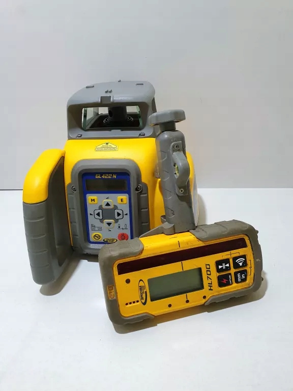 NIWELATOR LASEROWY SPECTRA GL422N
