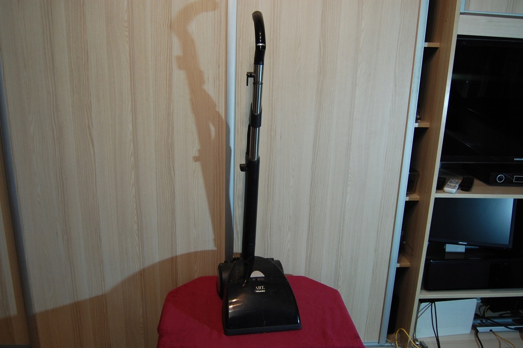 Miele Art Odkurzacz workowy