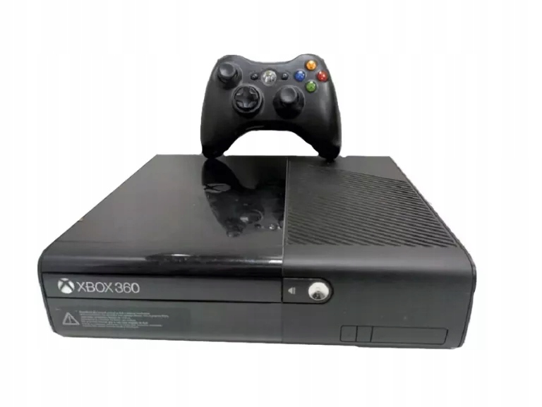 KONSOLA XBOX 360 E 500GB (1PAD, KINECT, ZASILACZ)