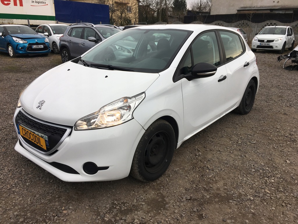 PEUGEOT 208 1.4 hdi 2015r