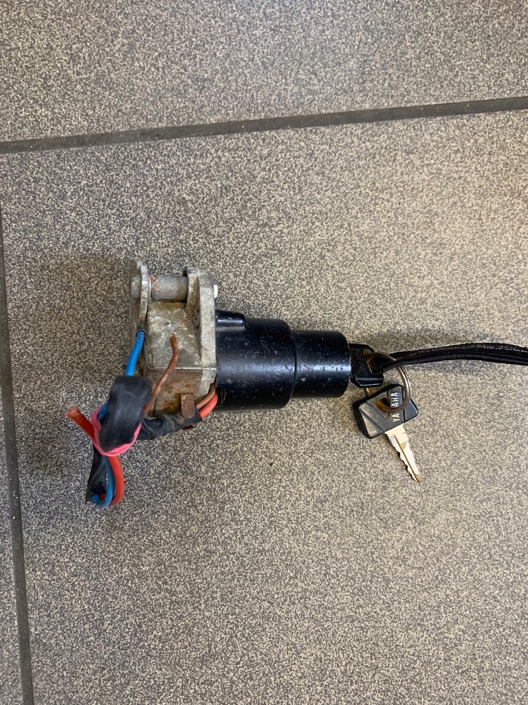 Yamaha XV 535 Virago Stacyjka Kluczyk