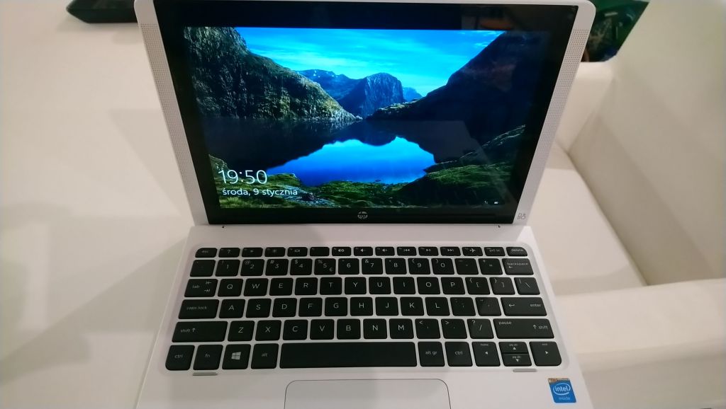 LAPTOP HP 2 W 1 DOTYKOWY WIN10 ETUI MYSZ SŁUCHAWKI