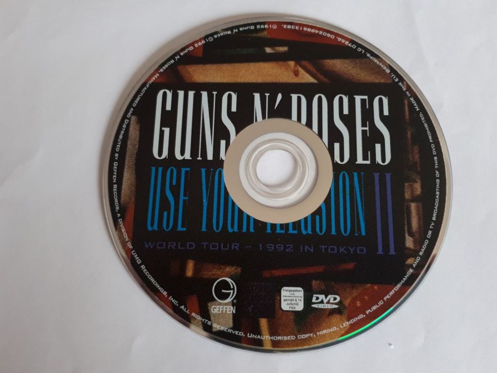 Guns N' Roses - Use Your Illusion - DVD