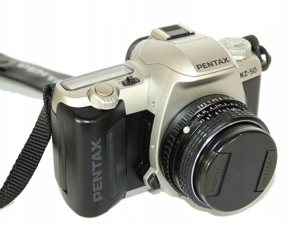 Aparat PENTAX MZ50 obiektyw SMC PENTAX 12 50mm 8025728761