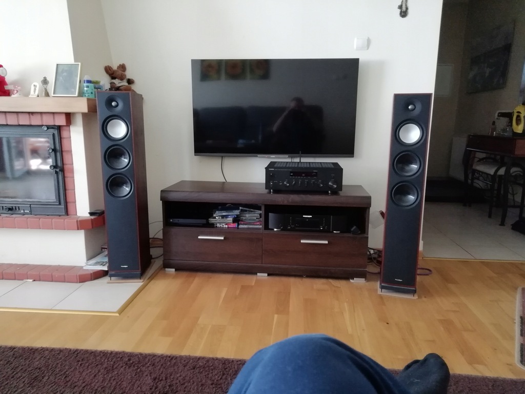 Kolumny Paradigm monitor 9v7