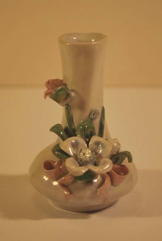 wazon mały wazonik z kwiatkiem